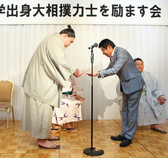 ������w�o�g�告�o�͎m���܂���̗l�q