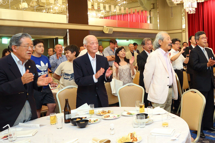 ������w�o�g�告�o�͎m���܂���̗l�q